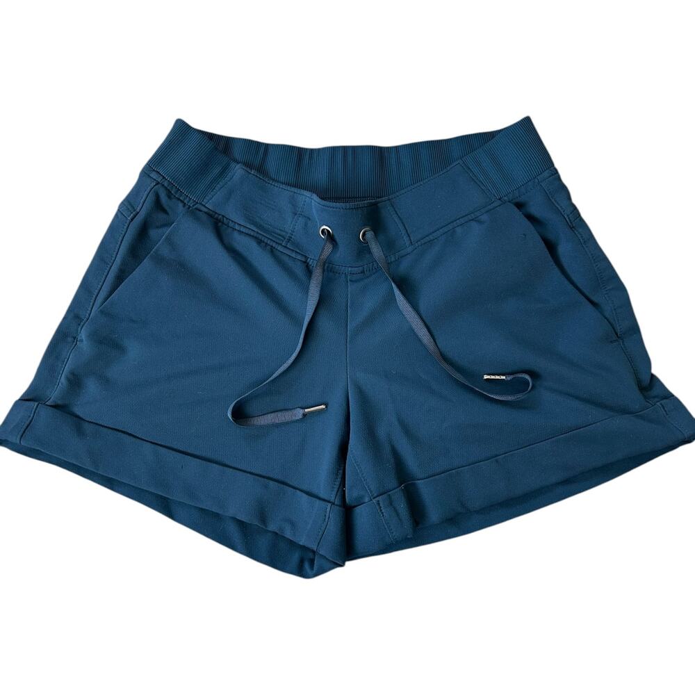 NWOT ATHLETA MIDTOWN Cuffed Short Navy Blue 4 Pocket Performance Athleisure Sz 2